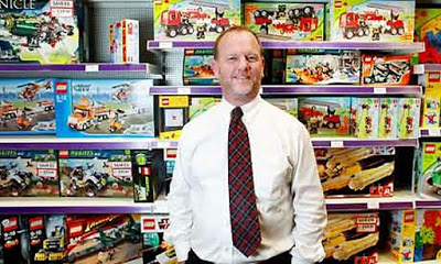 Gary Grant from the toy s 001 - REINO UNIDO: EMPRESARIO LÍDER EN JUGUETERÍAS CONFIESA EL GRAN SECRETO DEL ÉXITO DE SU NEGOCIO
