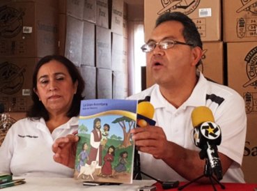 EVANGELICOS 369x274 exact 1450978191 - Bolsa del Samaritano entregará 40 mil cajas de regalos a niños de escasos recursos