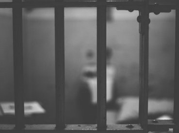 IrC3A1n libera a pastor pero detiene a 3 miembros de la iglesia 369x274 exact 1463502837 - Irán libera a pastor, pero detiene a 3 miembros de la iglesia