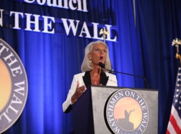 Anne Graham Lotz EEUU estC3A1 en peligro si Iglesia no despierta 369x274 exact 1464886549 - Anne Graham Lotz: “EEUU está en peligro si la Iglesia no se despierta”