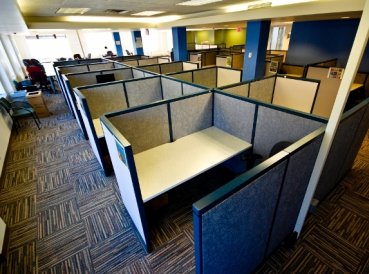 Funcionario pC3BAblico despedido por ungir local de trabajo 369x274 exact 1473177190 - Funcionario público despedido por ungir local de trabajo