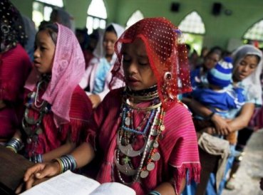 Hombre resucita y un pueblo entero se convierte a Cristo 369x274 exact 1474646898 - Hombre ‘resucita’ y un pueblo entero se convierte a Cristo