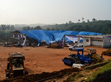 Colapso en la iglesia deja 160 muertos en Nigeria 369x274 exact 1481556655 - Colapso en iglesia deja 160 muertos en Nigeria
