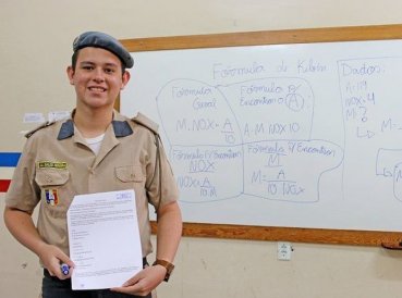 Estudiante cristiano crea fC3B3rmula quC3ADmica Dios 369x274 exact 1481899493 - Estudiante cristiano crea fórmula química acreditando hecho a Dios