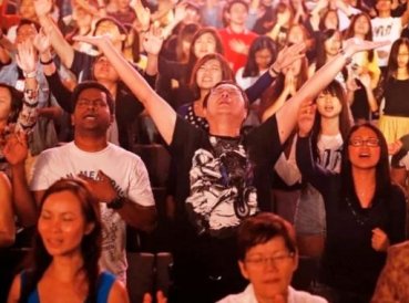 Asia tiene mC3A1s de 200 millones de evangC3A9licos a pesar de persecuciC3B3n religiosa 369x274 exact 1516122613 - Asia tiene más de 200 millones de evangélicos a pesar de persecución religiosa