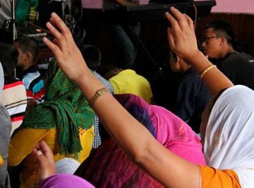Ley que convierte conversion religiosa en crimen entrara en vigor en Nepal 369x274 exact 1531098648 - Ley que convierte conversión religiosa en crimen entrará en vigor en Nepal