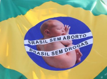 Mayoria de brasilenos contrarios a legalizacion del aborto 369x274 exact 1535643612 - Mayoría de brasileños contrarios a legalización del aborto