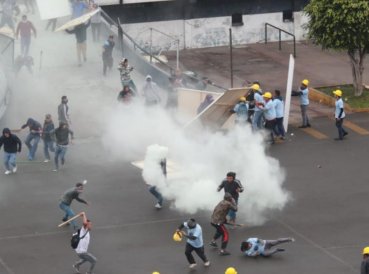 Evangelicos incitan enfrentamientos por tomarse Alianza Lima 1024x588 369x274 exact 1536632807 - Evangélicos incitan enfrentamientos por tomarse Alianza Lima