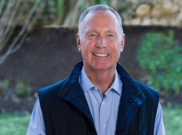 Max Lucado dice que sufrio abuso sexual por un lider comunitario 369x274 exact 1545315927 - Max Lucado dice que sufrió abuso sexual “por un líder comunitario”